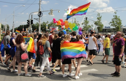 Dúhový Pride a firmy