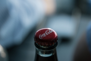 Coca-Cola podporuje gastroprevádzky darovaním vybavenia a nápojmi zadarmo