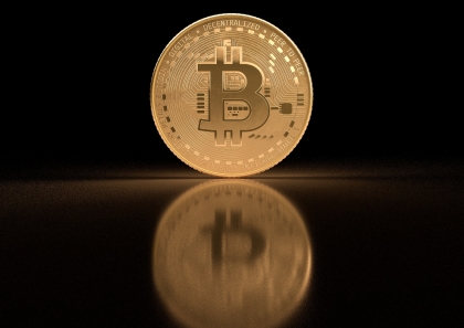 Bitcoin ako novodobé zlato? Vojna na Ukrajine ukazuje, že ním ani zďaleka nie je, práve naopak