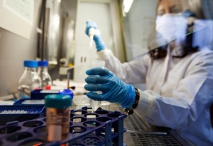 Európska komisia napreduje v rozhovoroch s farma-firmami o budúcej vakcíne